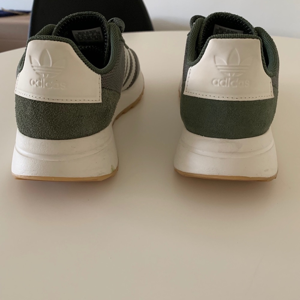 Adidas - Picture 4 of 6